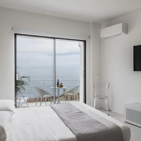 Mazzaro Retreat By Wonderful Italy *